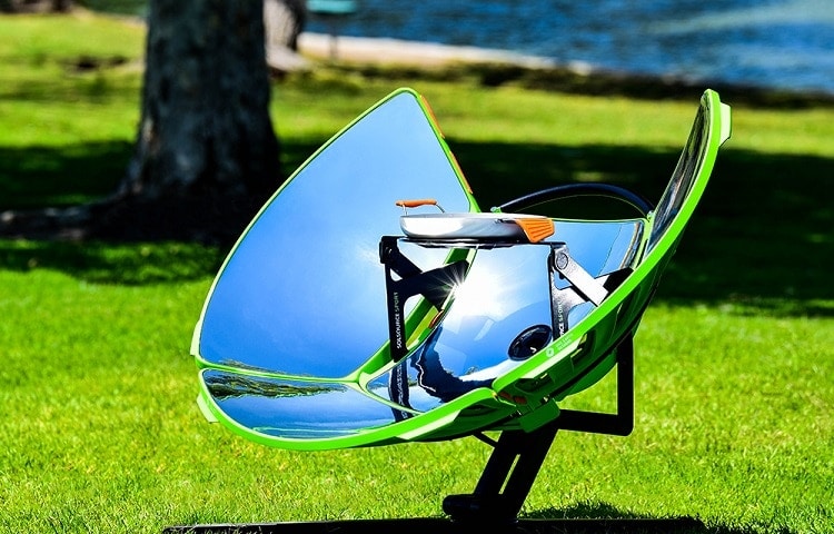 Parabolic solar cookers