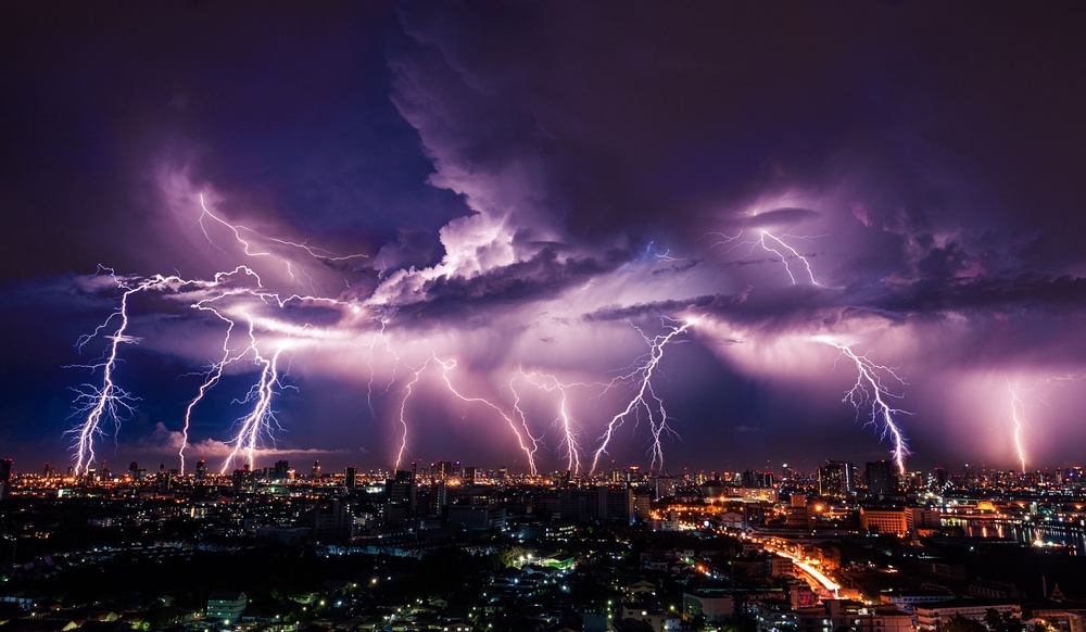 Thunderstorm in the city