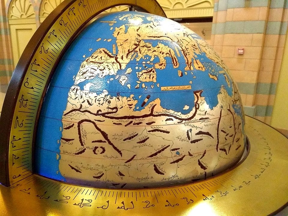 Al Idris world disc map 
