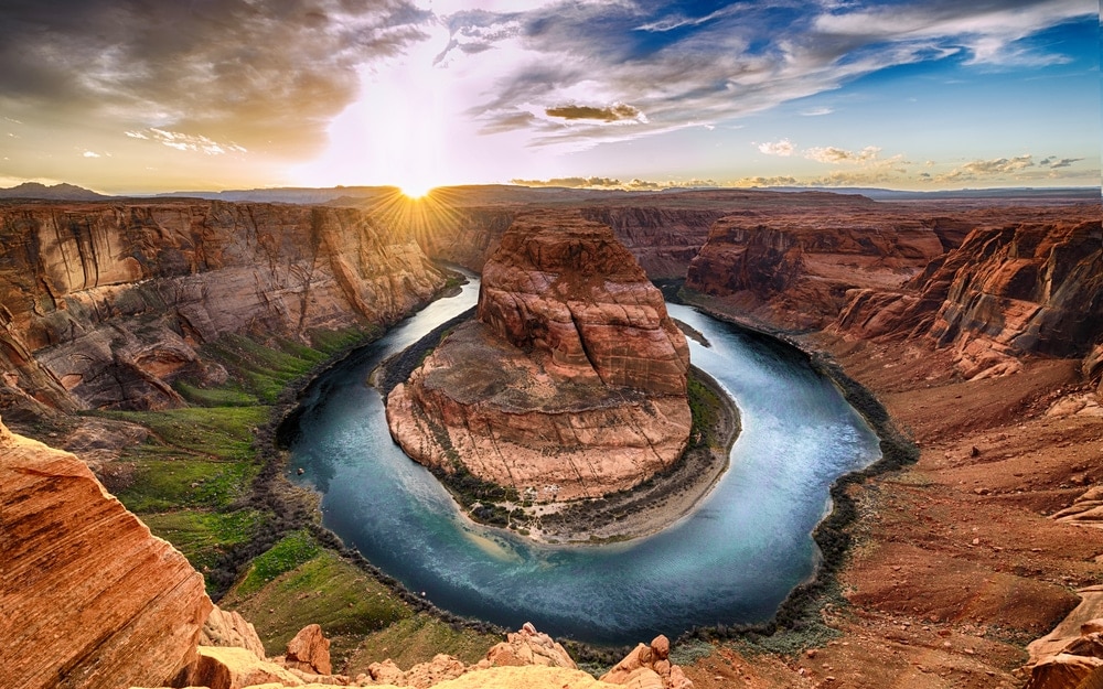 sunset at the horseshoe bend in the Grand Canyon National park