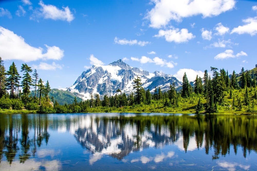 landscape scenic viewof the  Mount Shuksan and Picture lake, North Cascades National Park, Washington, USA