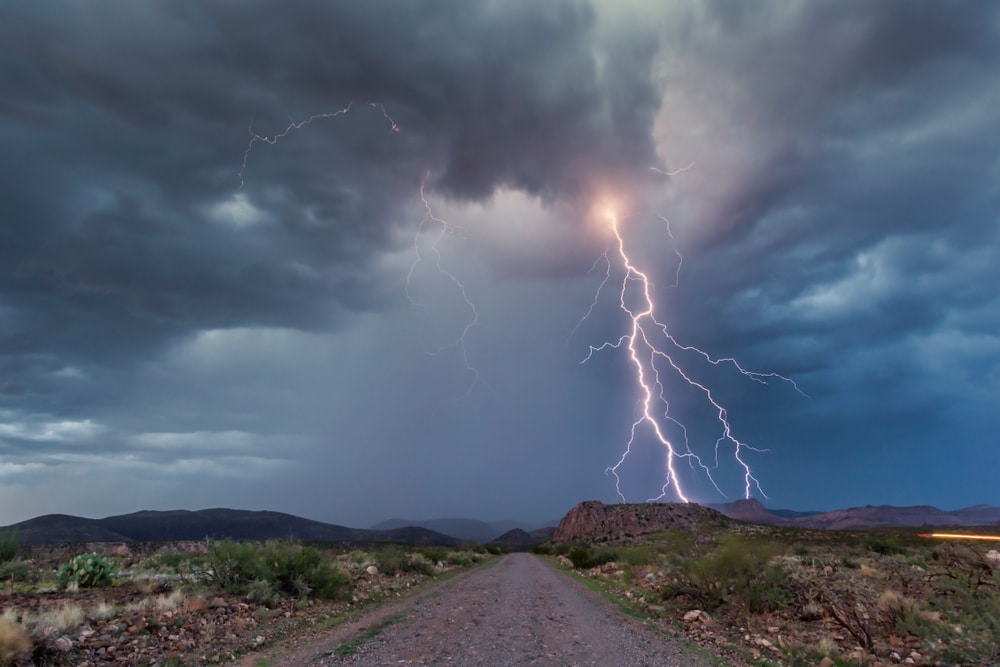 a cloud to ground lightning in Arizona