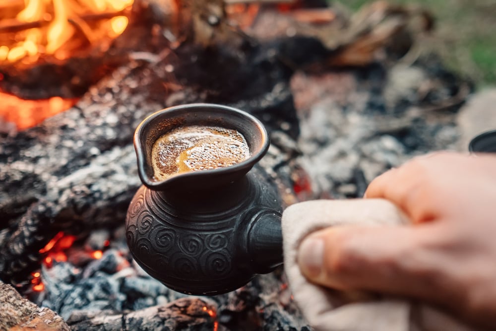 Hot Chocolate reheating using fire in the wood